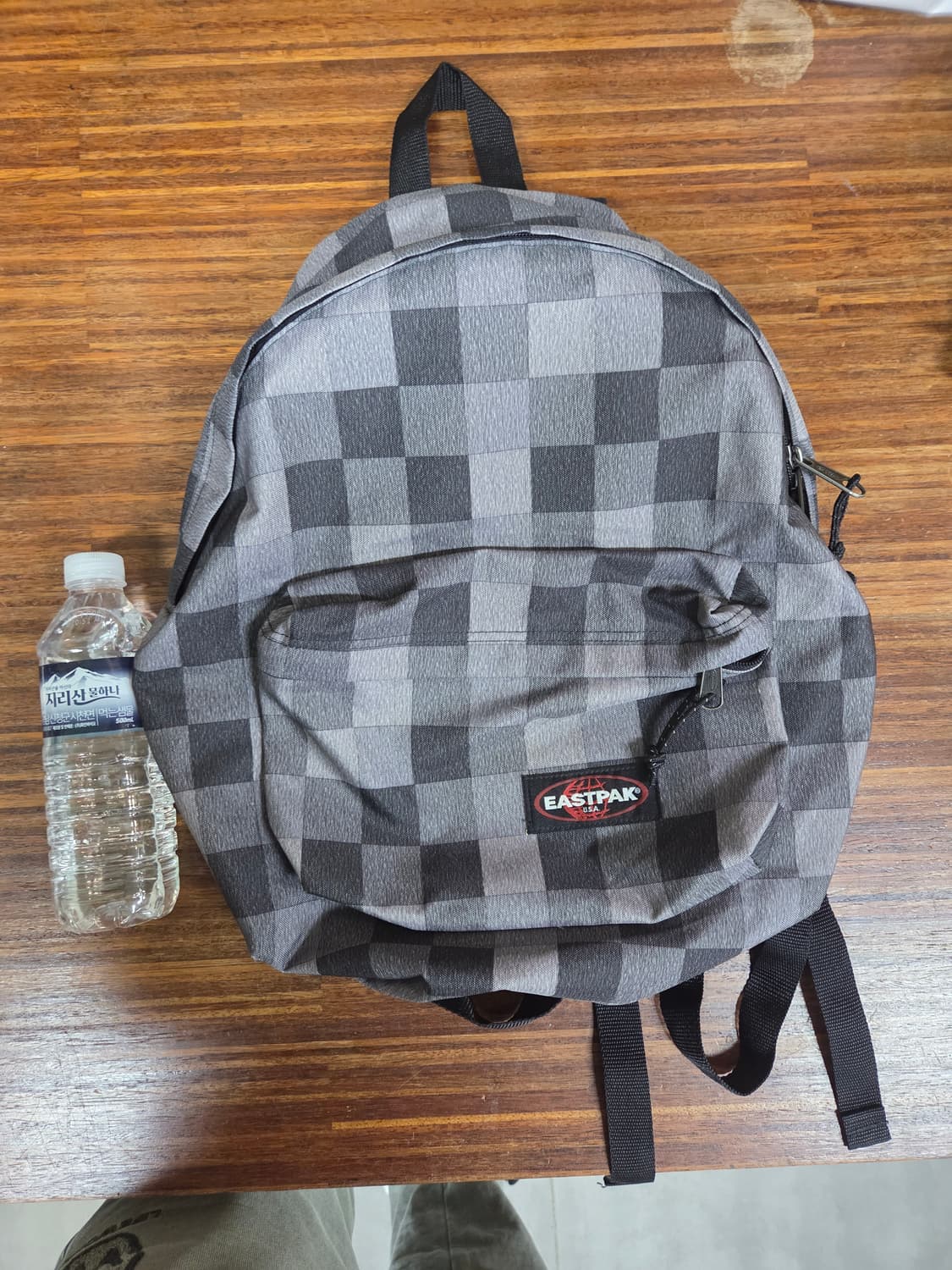이스트팩 체커보드 백팩  상품이미지1