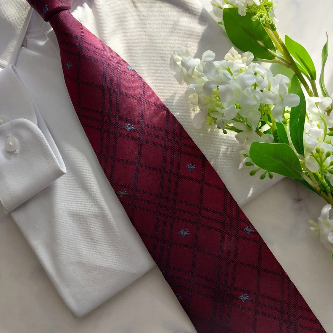버버리 실크 와인 패턴 넥타이 9.5cm A+등급 K1390
 상품이미지8