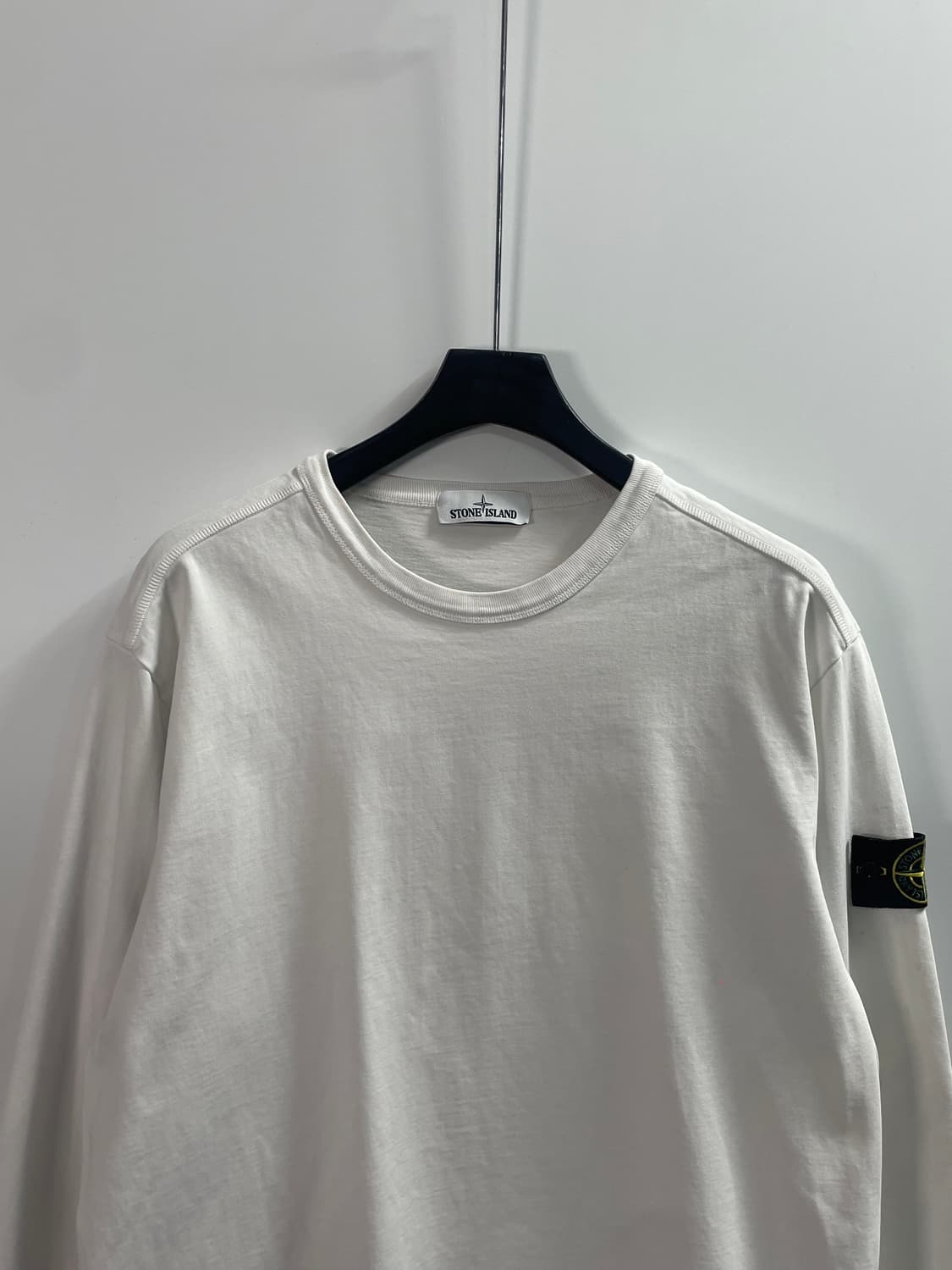 스톤아일랜드 와펜 맨투맨 긴팔티 (on.709)   상품이미지2