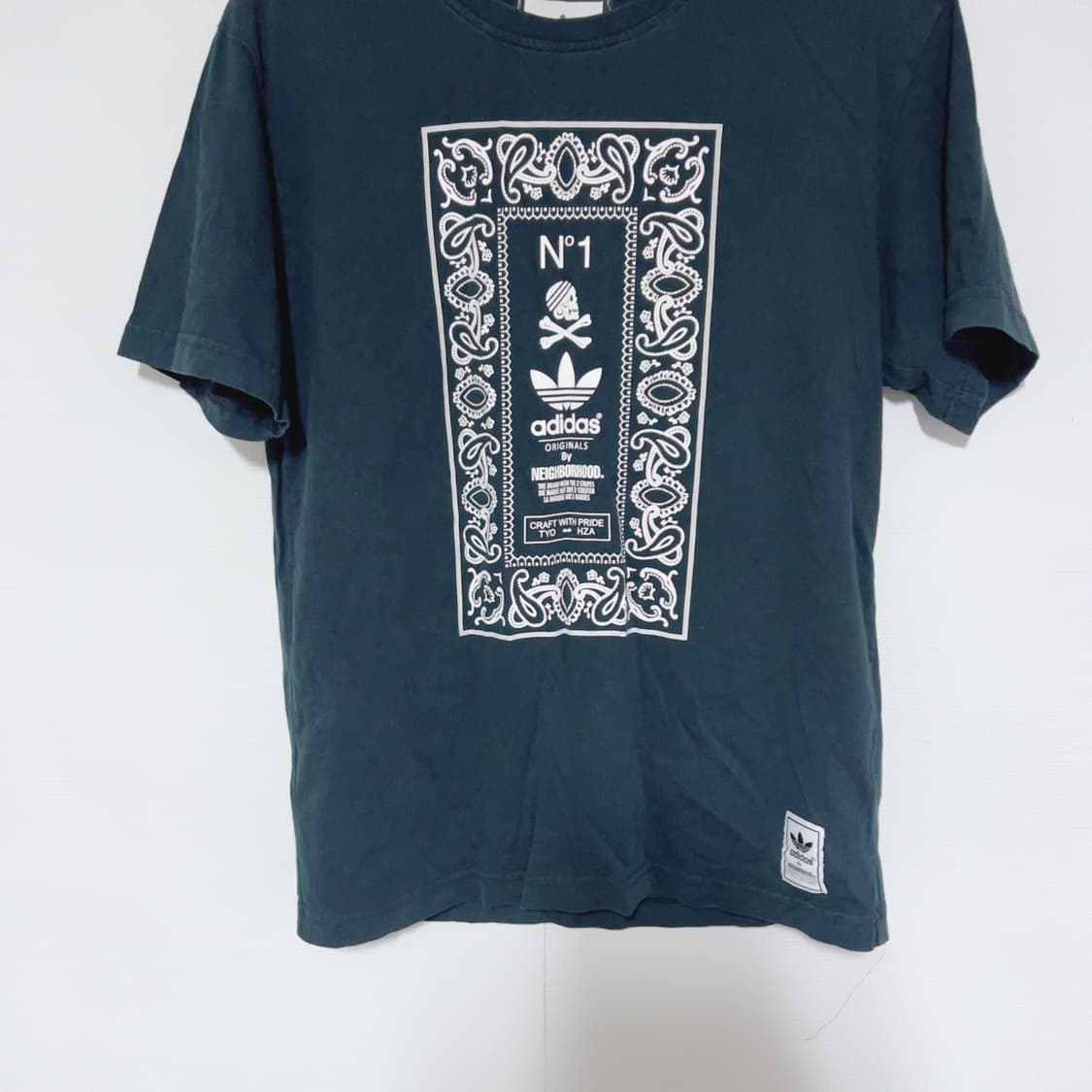 아디다스X네이버후드 도쿄 프린팅 공용 여름 반팔티 상품이미지3