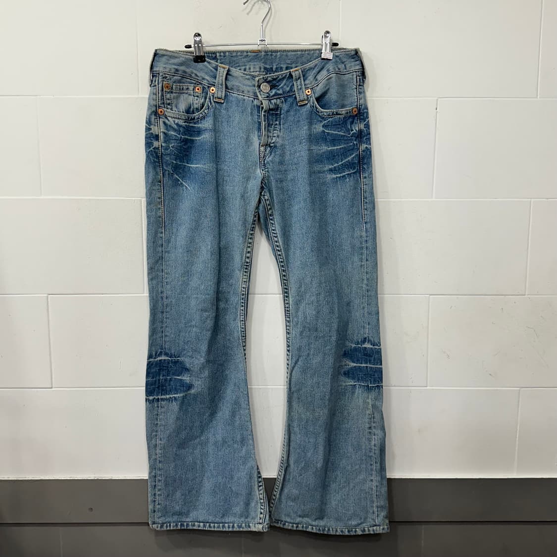 리바이스 부츠컷 데님 상품이미지1