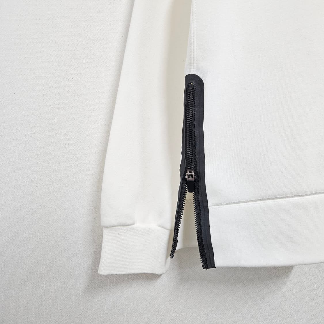 L 100 아디다스 기능성 화이트 맨투맨 상품이미지3