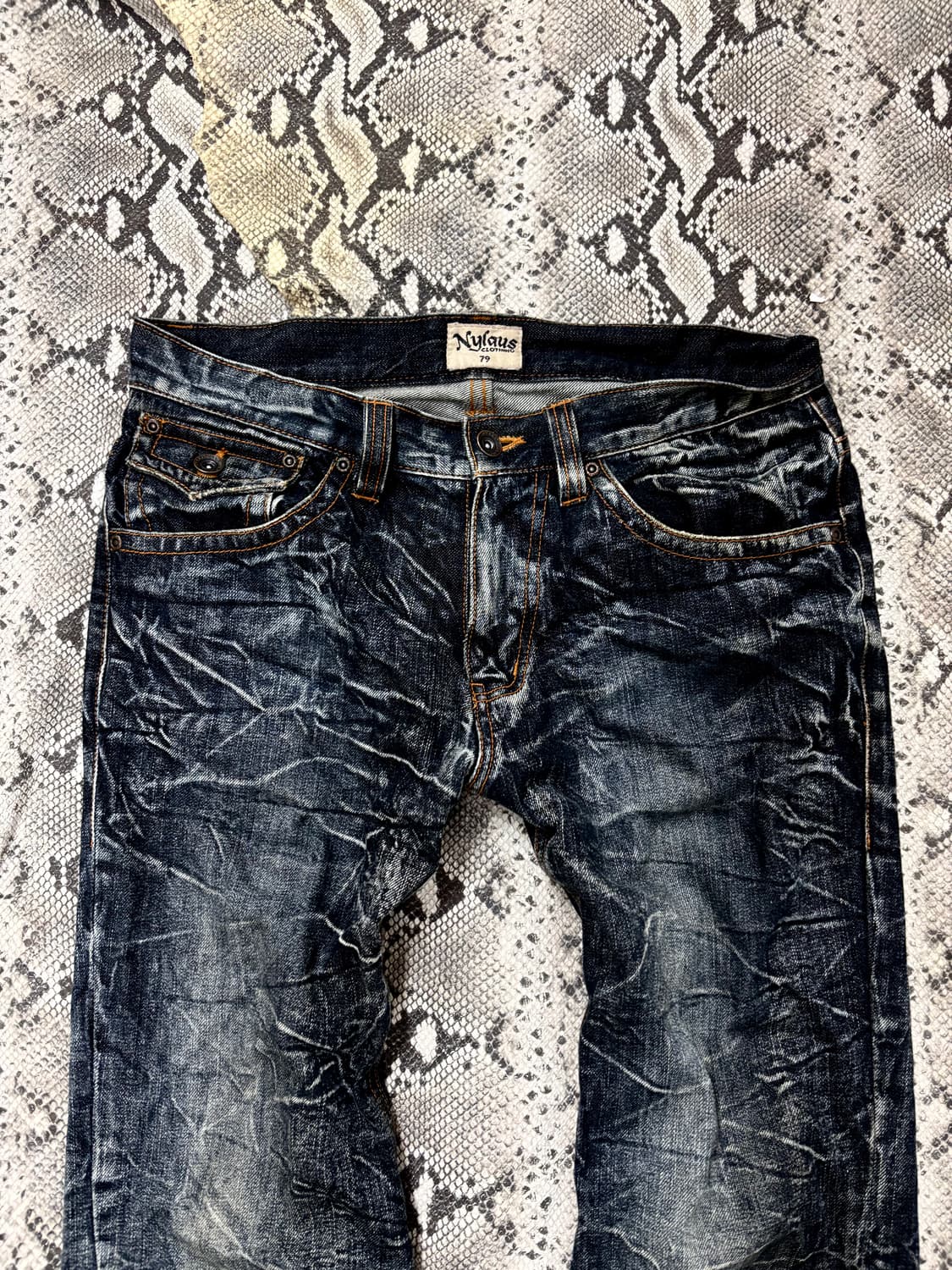 “Nylaus” 00’s Design Crack Washed Boots- 상품이미지4