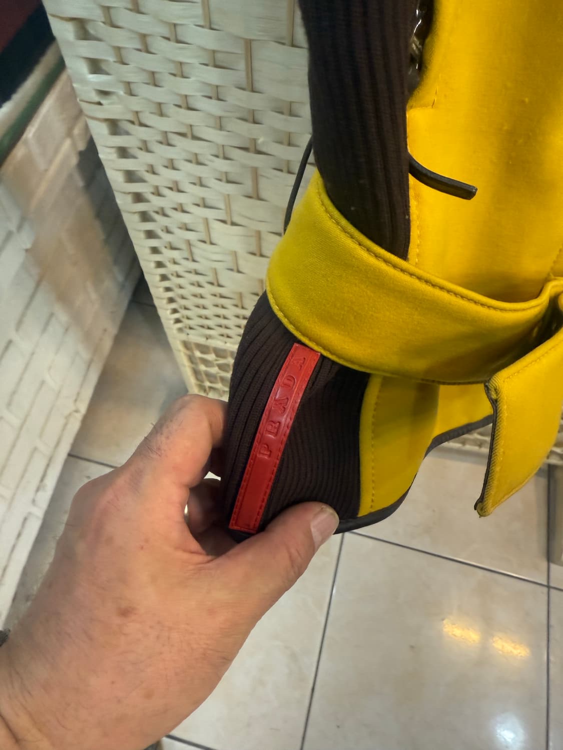 38/55-66 정품 프라다 패딩조끼 팝니다 상품이미지8