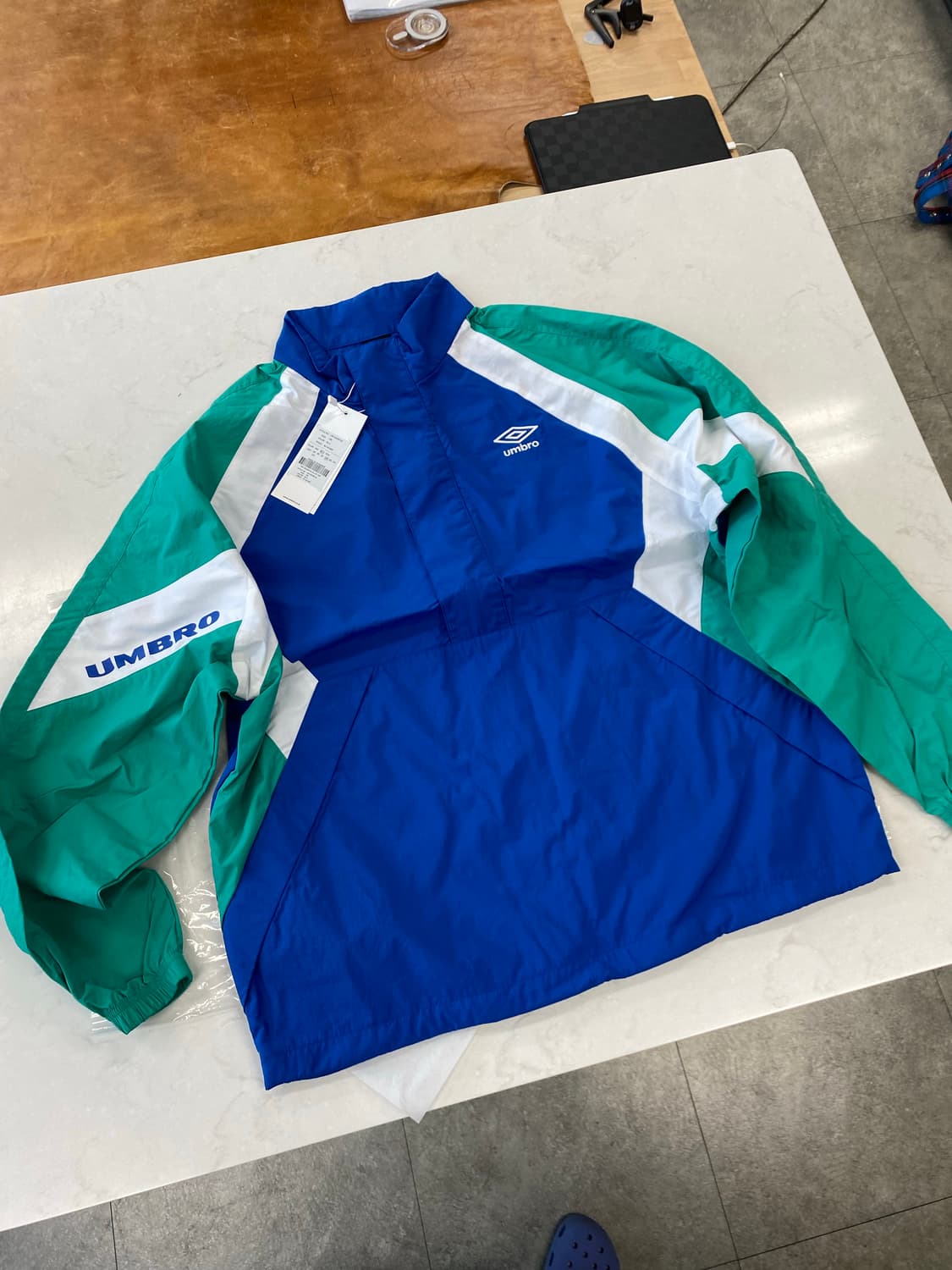 엄브로 바람막이 팝러쉬 컬러블럭 아노락 100 새상품 상품이미지1