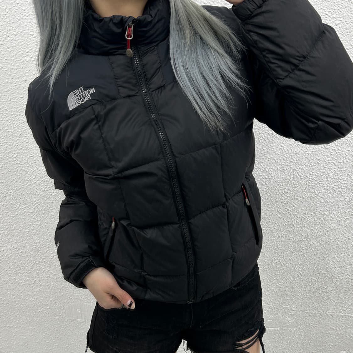 노스페이스 서밋시리즈 로고 블랙 패딩 90 상품이미지2