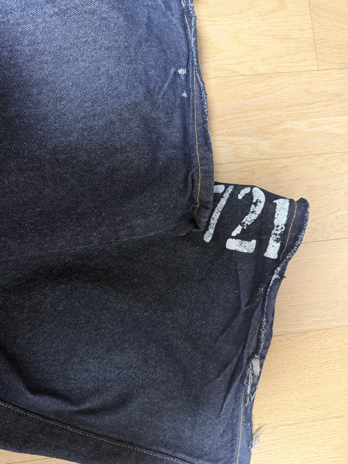 아캄 Out Pocket Printed Denim Pants  상품이미지3