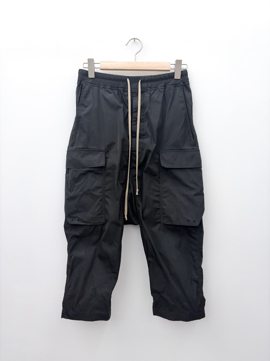 SS17 "WALRUS" NYLON CROPPED PANTS  상품이미지1