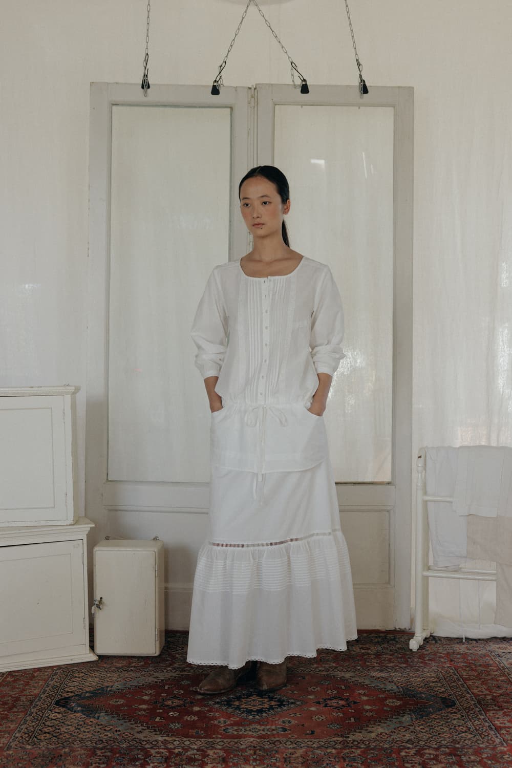 [farven] ATILA LACE STRING BLOUSE_IVORY 상품이미지4