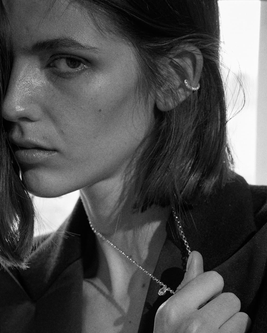 NUMBERING #3114 PAVE HUGGIE EARCUFF 상품이미지1