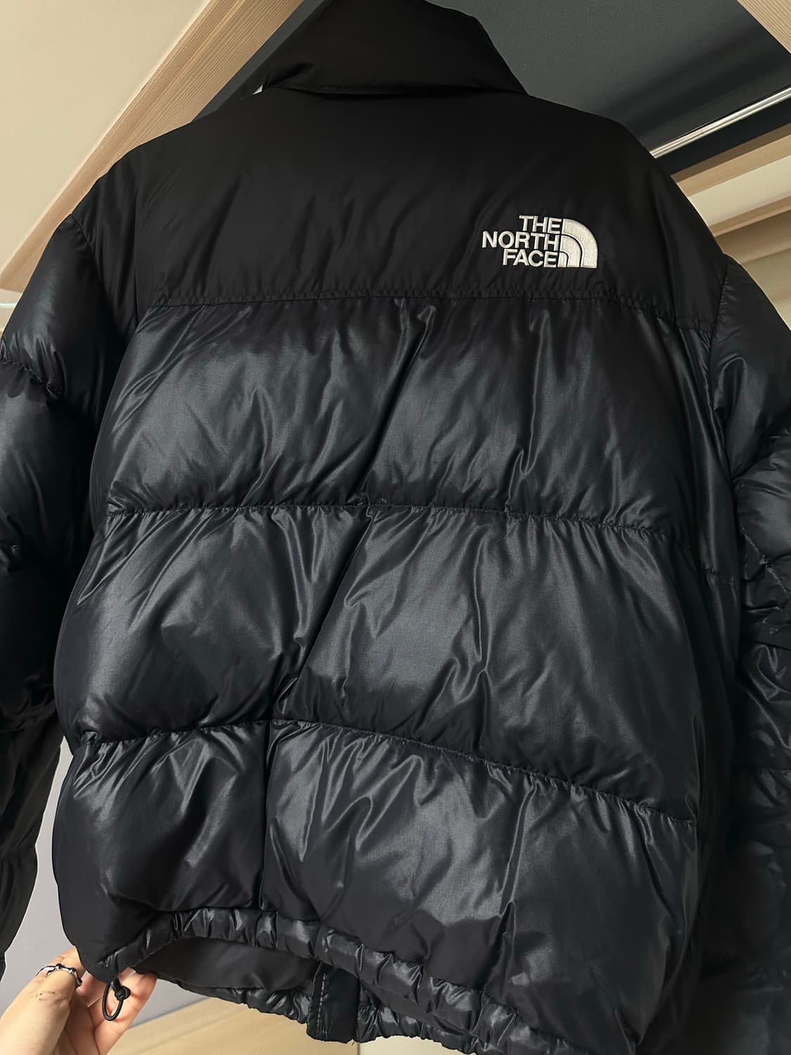노스페이스 패딩 블랙  상품이미지3