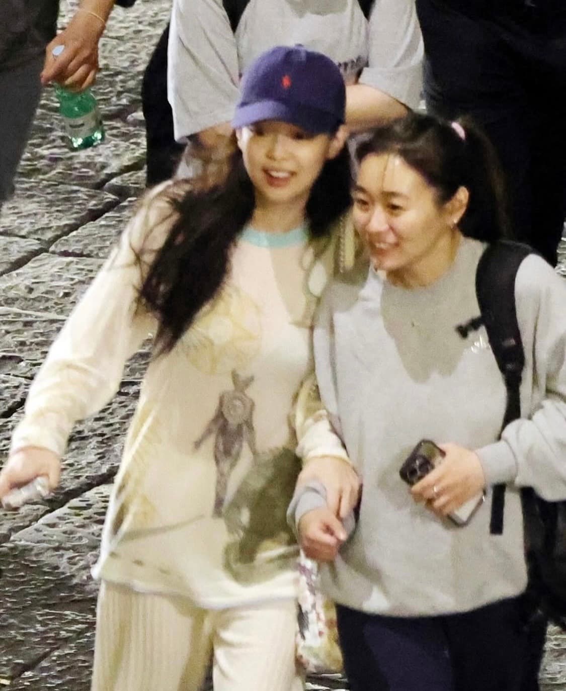 폴로 랄프로렌 레드 포니 블랙 볼캡 상품이미지2