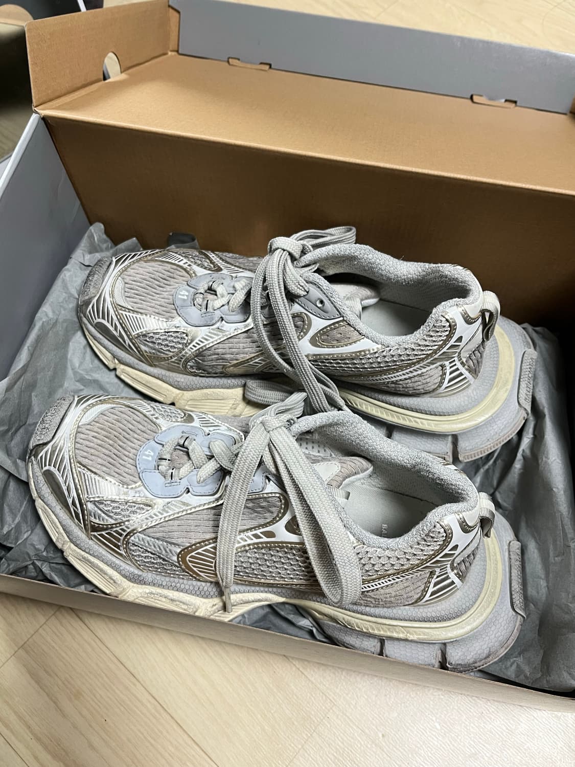 발렌시아가 3XL 라이트 베이지 41 상품이미지1