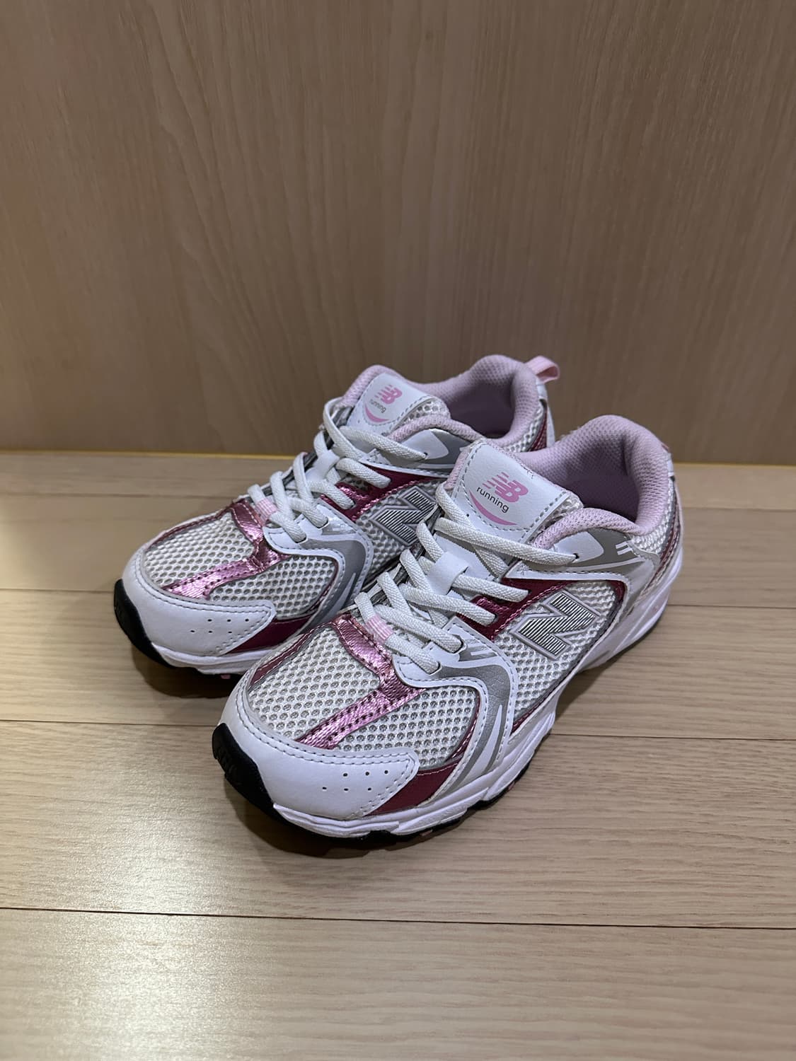 뉴발란스 키즈 530 핑크화이트 200 상품이미지1