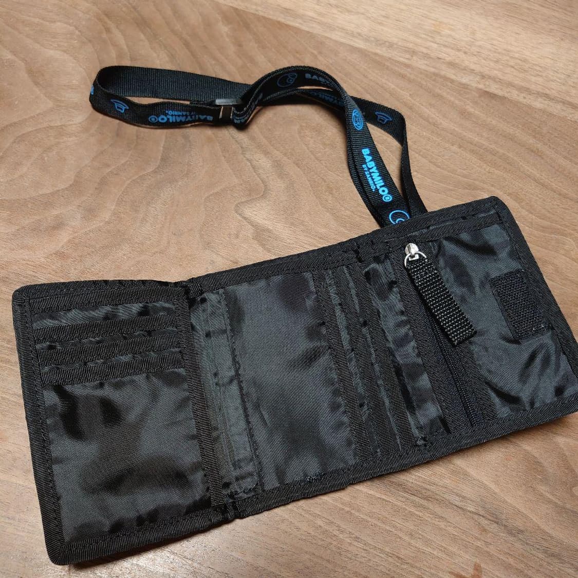 베이비 마일로 X 산리오 스포츠 월렛 & 넥 스트랩 세트 상품이미지2