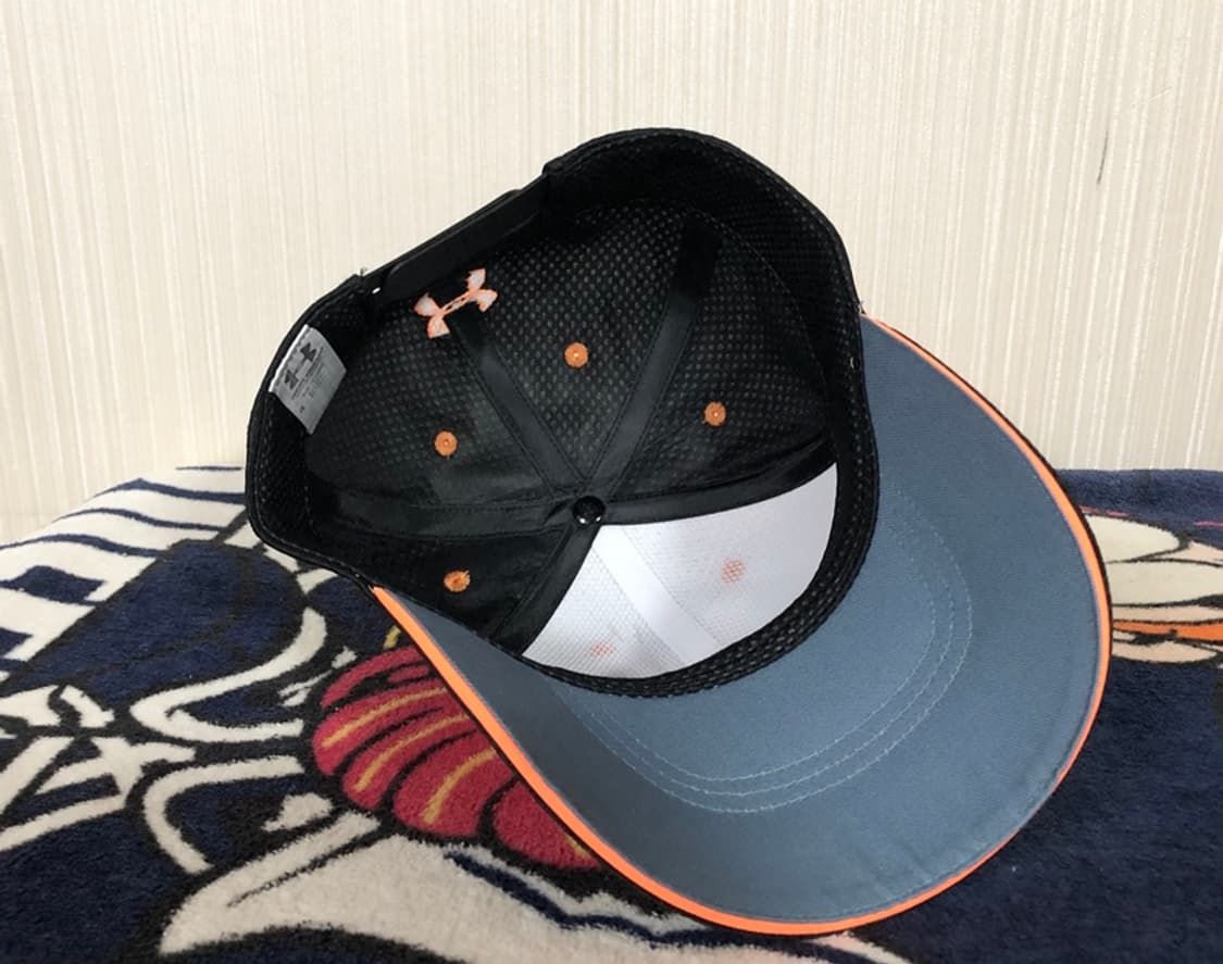 NPB 언더아머 요미우리자이언츠 2015 스프링캠프모자/켑(흰검) 상품이미지9