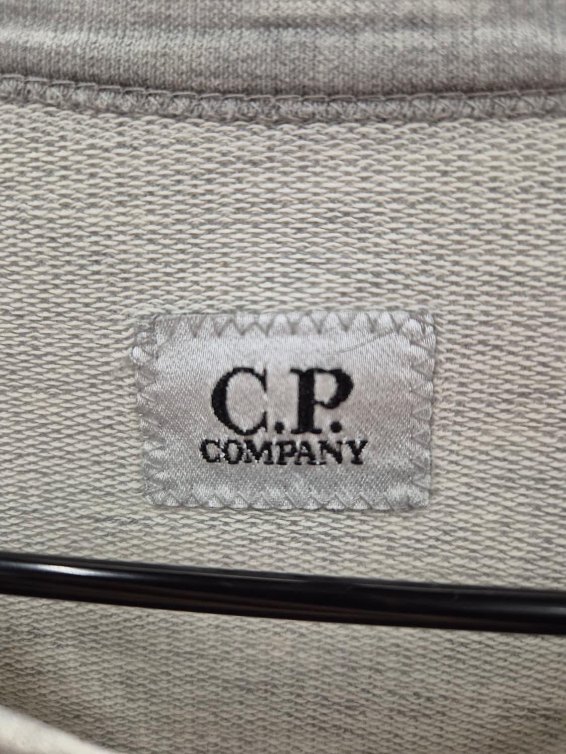 CP컴퍼니 그레이 맨투맨 XXL 상품이미지3