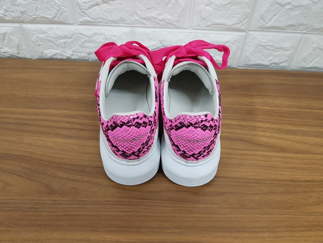 알렉산더맥퀸 오버솔 스니커즈 235 (36) 553770 상품이미지5