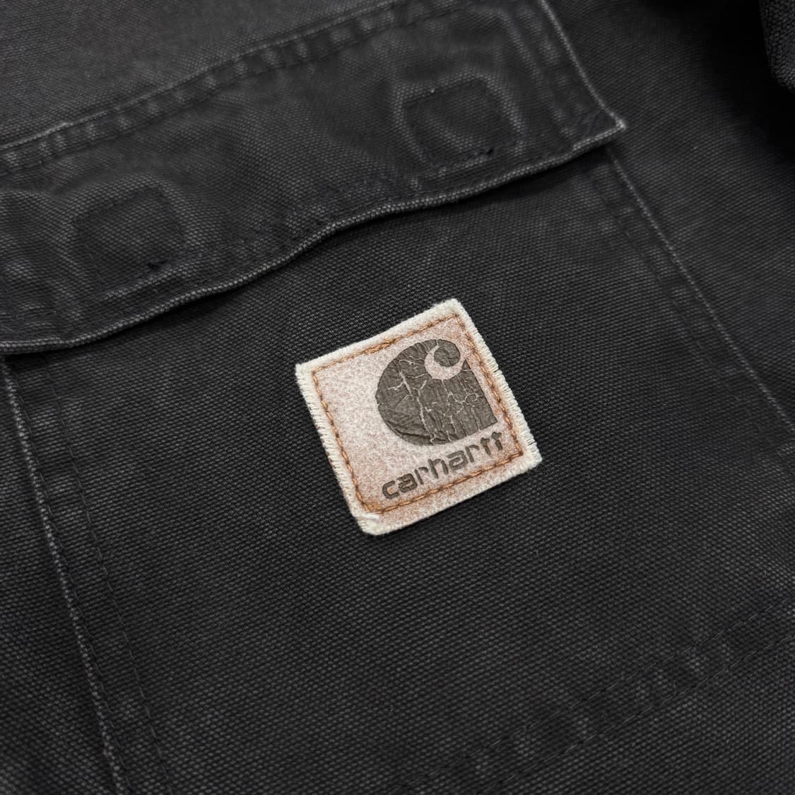 칼하트 OG 가죽패치 C26 blk 샌드스톤 아크틱 페이딩 워크자켓 블랙 상품이미지4