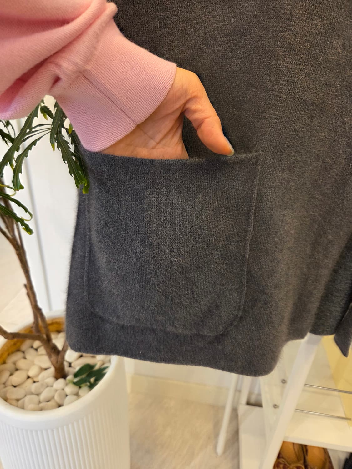 ST.JOHN 센존 라쿤 블렌딩 니트 후드 베스트 상품이미지4