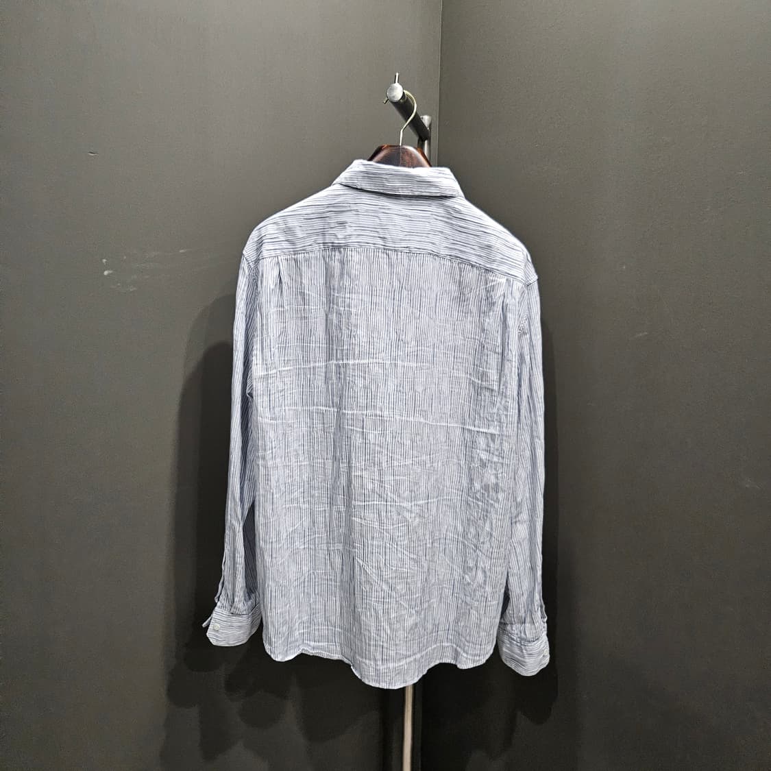 로에베 자수로고 아나그램 스트라이프 신상 셔츠 상품이미지4