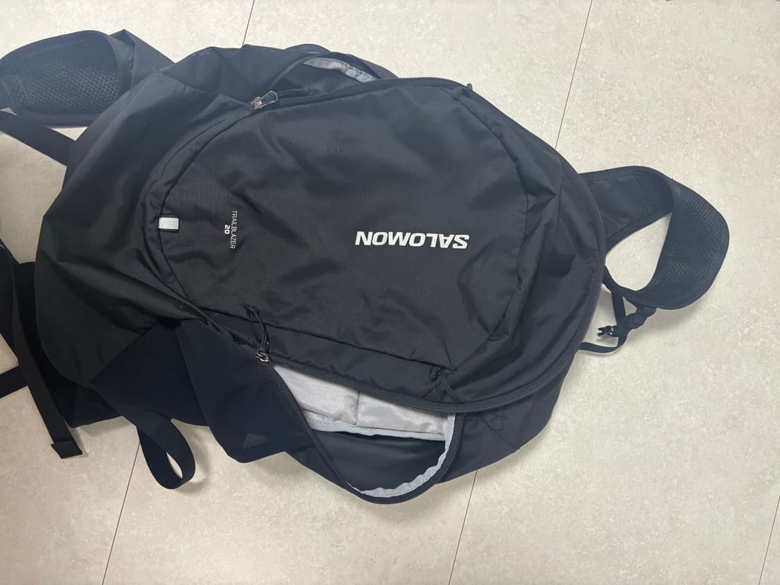 살로몬 백팩20L 상품이미지1