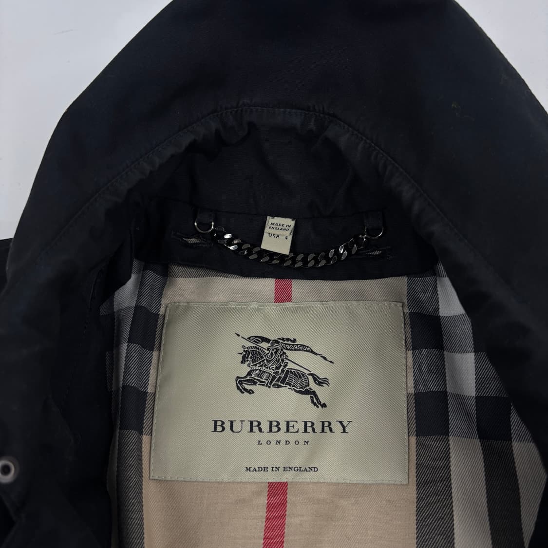버버리 블랙 하프 트렌치 코트  상품이미지8