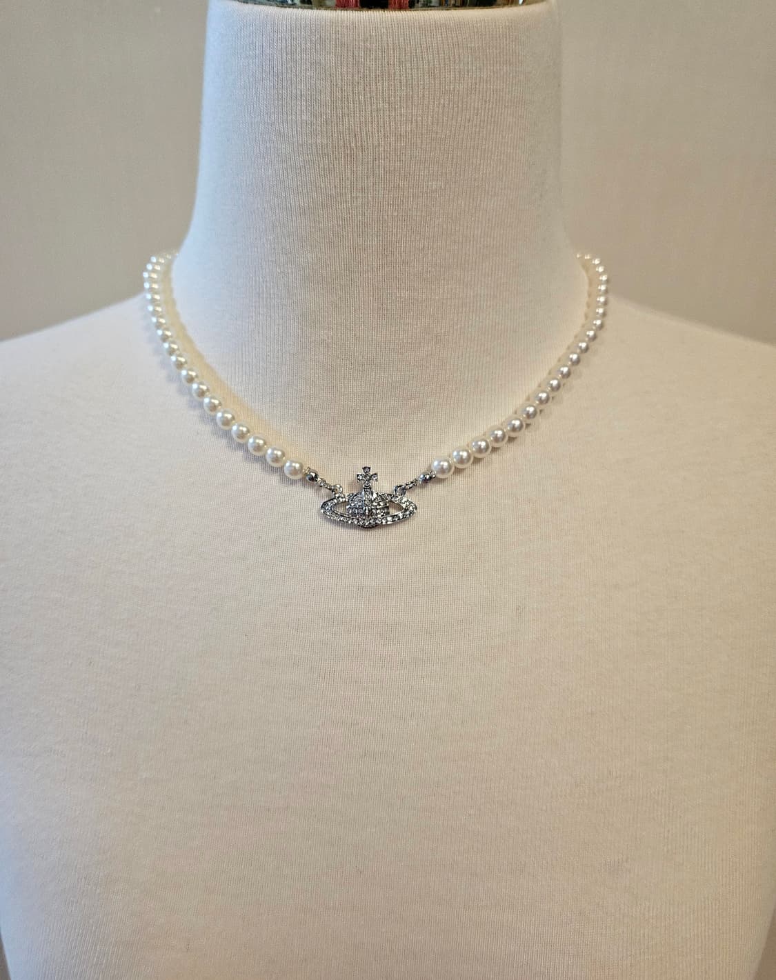 비비안웨스트우드 업사이클링 올큐빅 은장 진주 목걸이 상품이미지6