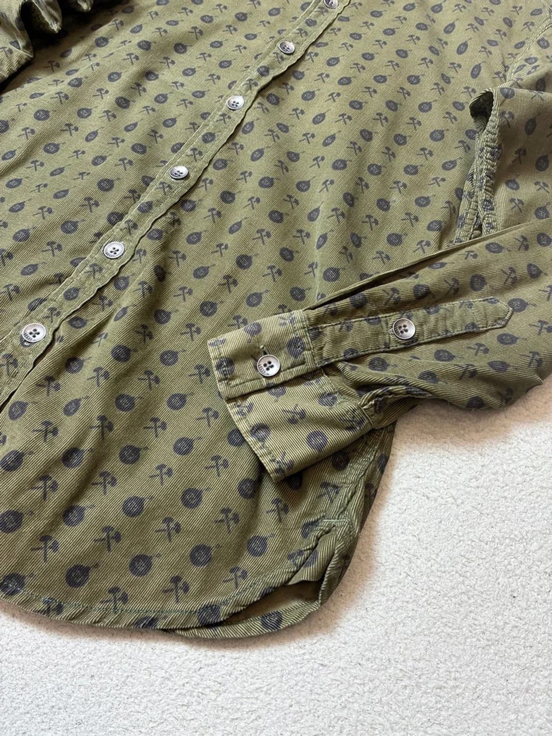 리바이스 레드탭 00's 코듀로이 패턴 셔츠 PN7797 상품이미지4