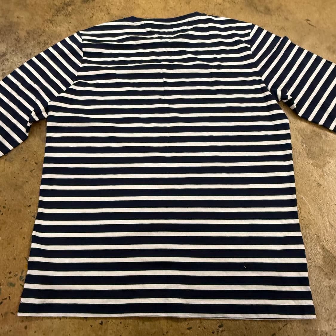 타미힐피거 네이비 화이트 스트라이프 단가라 긴팔 티셔츠  상품이미지4