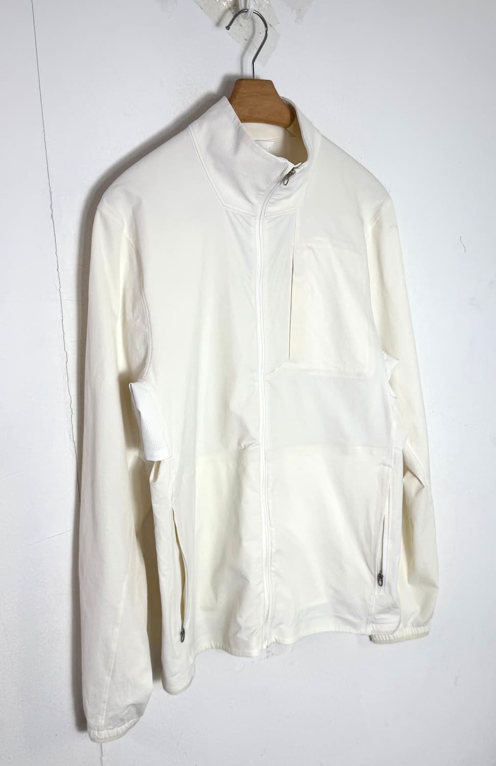 룰루레몬 룰루레몬자켓 룰루레몬바람막이 상품이미지1