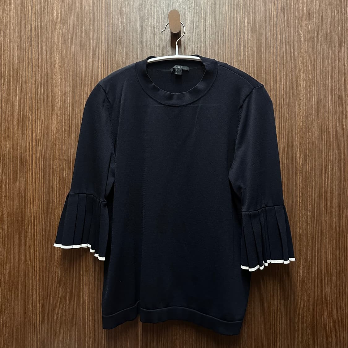 코스 cos 티셔츠 상품이미지1