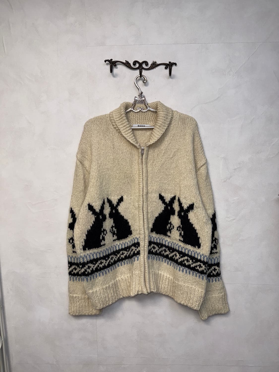 Ivory rabbit nordic over loose cowichan  상품이미지1