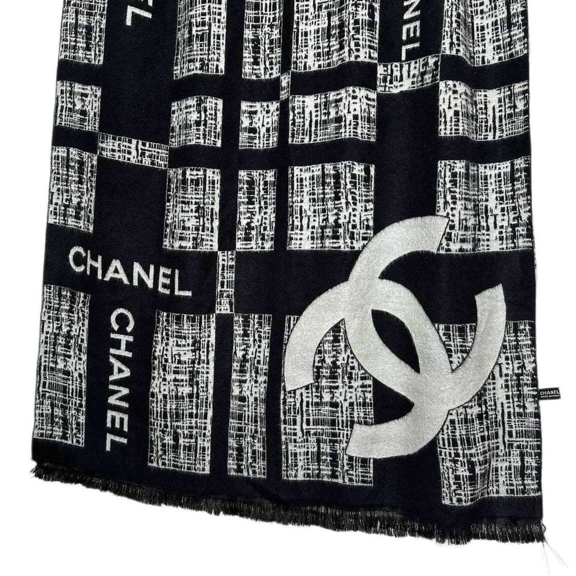 샤넬 로고 실크 캐시미어 머플러 상품이미지1