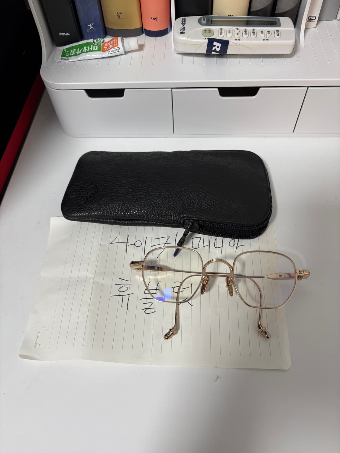 크롬하츠 바질릭토니안 골드 안경 판매 상품이미지2