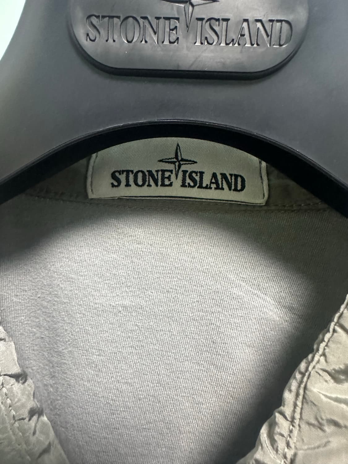 스톤아일랜드 나일론 메탈 자켓 매장판L 상품이미지3