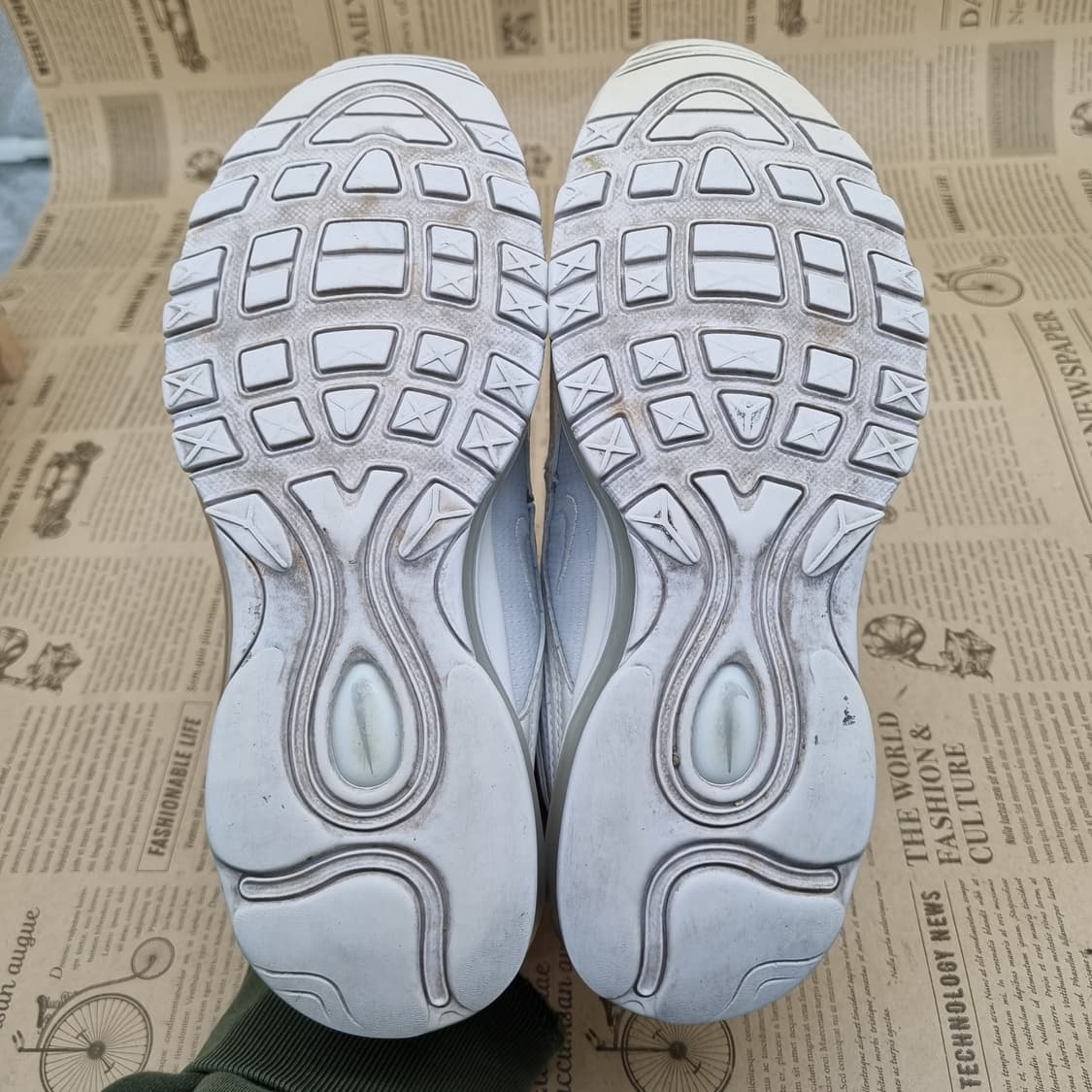 나이키 에어맥스 97 화이트 운동화245 상품이미지3