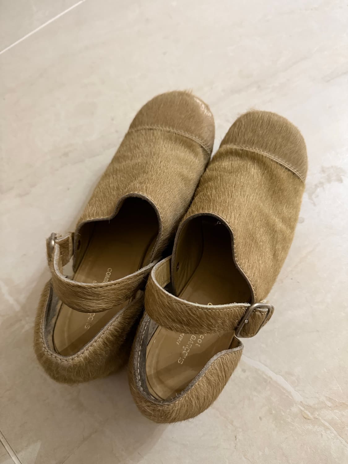 꼼데가르송 송치 클로그 상품이미지6