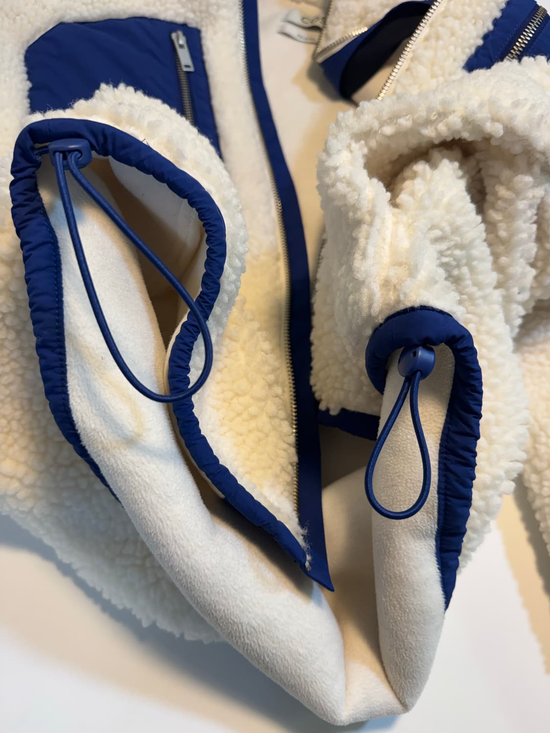 COS 뽀글이 집업 자켓  상품이미지4