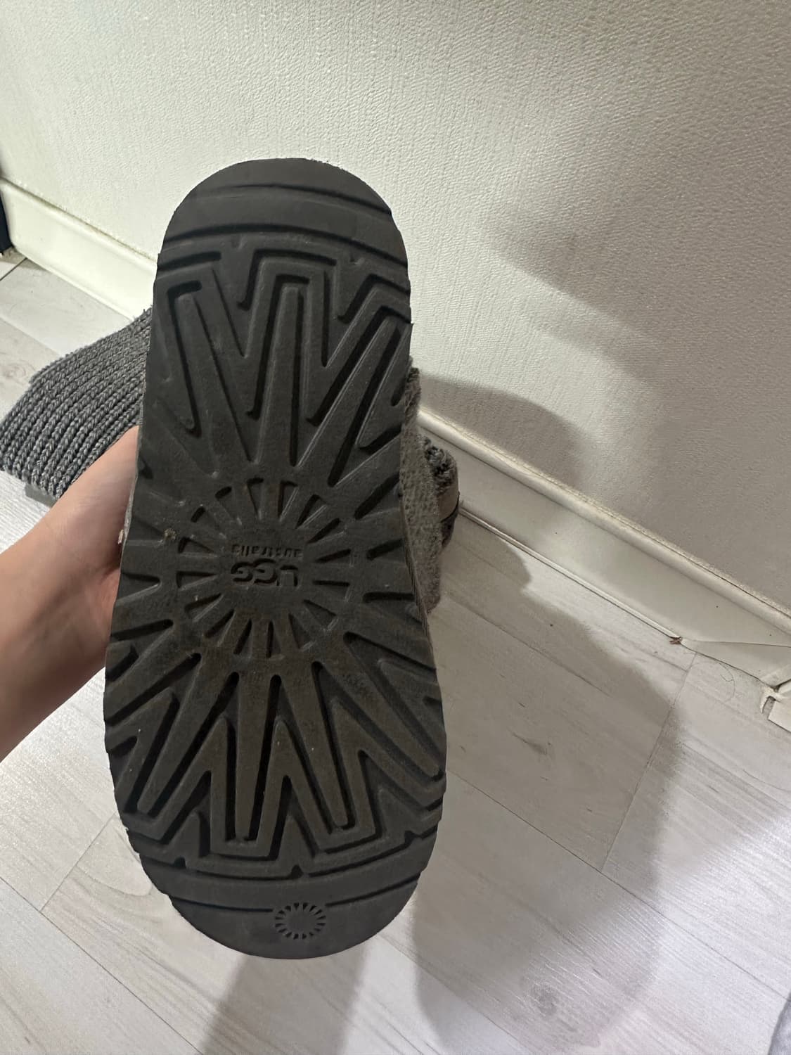 어그니트카디부츠 상품이미지3