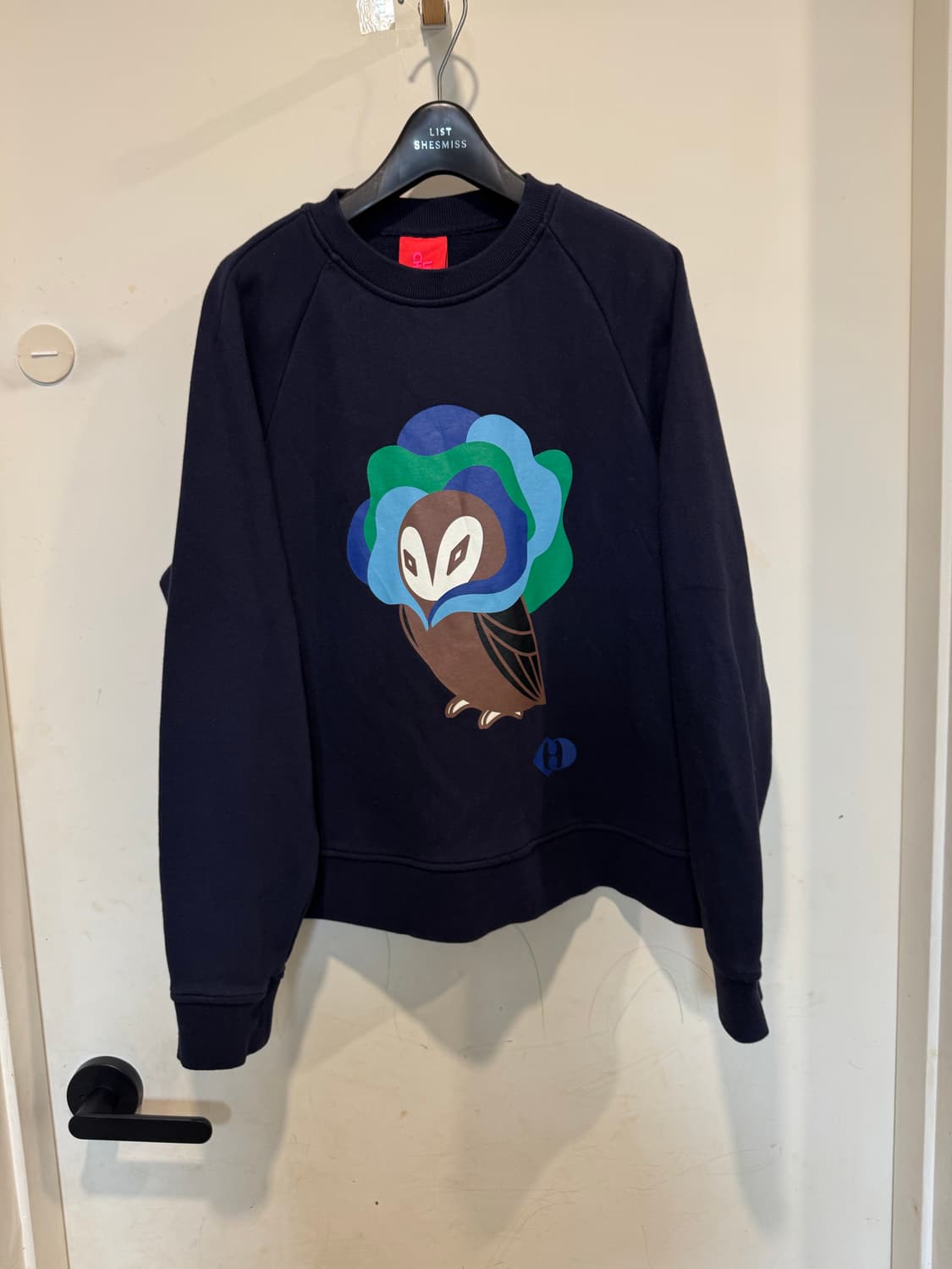 Lucky chouette 럭키슈에뜨 23년 맨투맨 상품이미지2