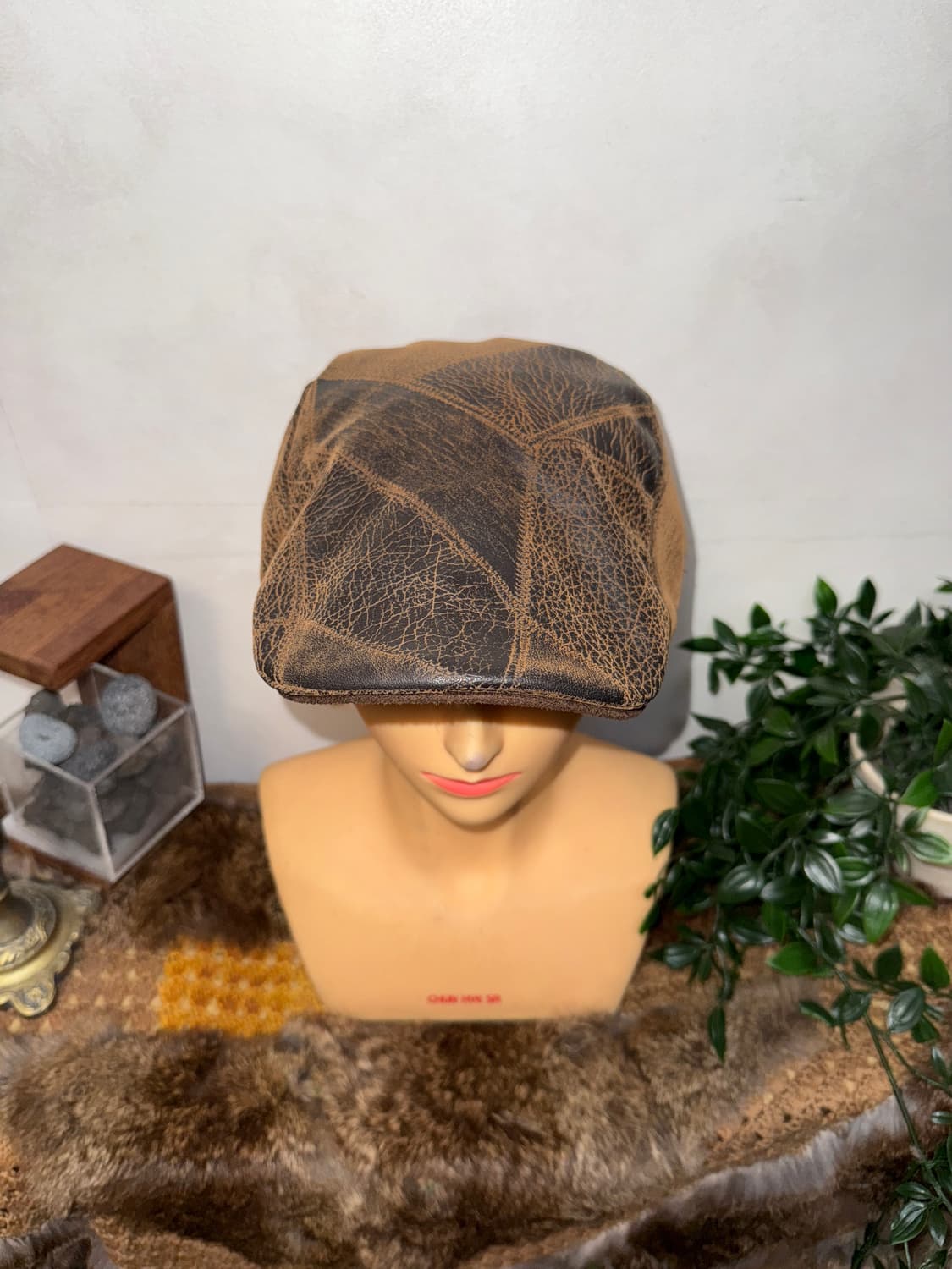 Aging leather patchwork hunting cap 상품이미지5