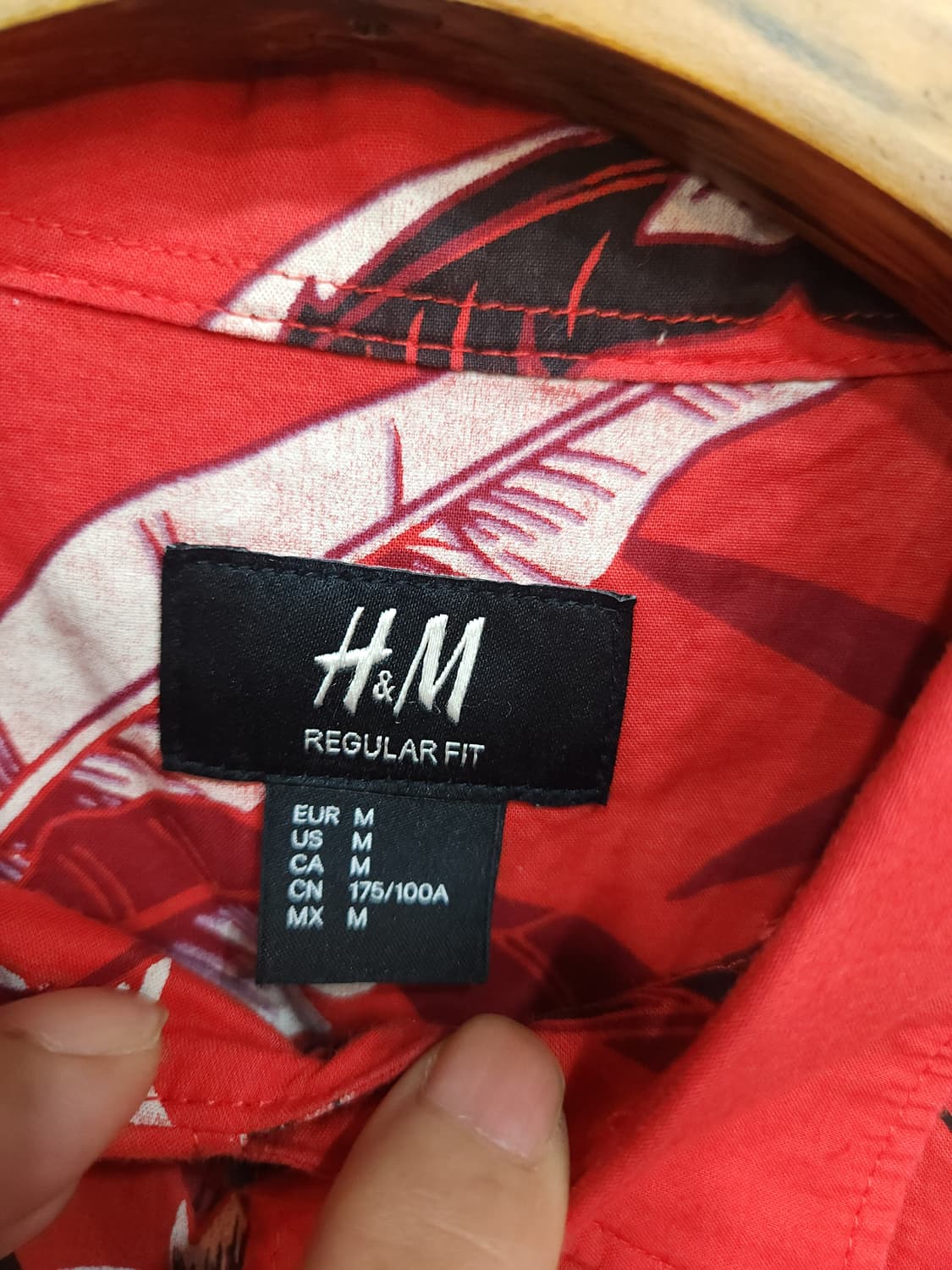 h&m 하와이안 반팔 셔츠
​
 상품이미지3