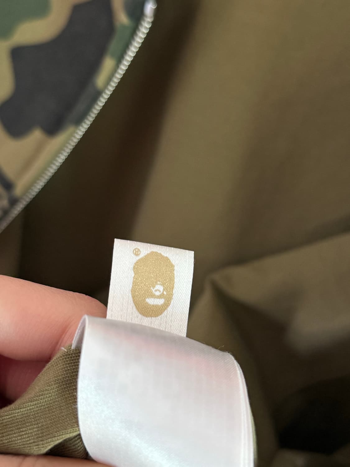 베이프 퍼스트 카모 헤비 워시 크롭 핏 집 후드 그린. 택없음 새상품 상품이미지7