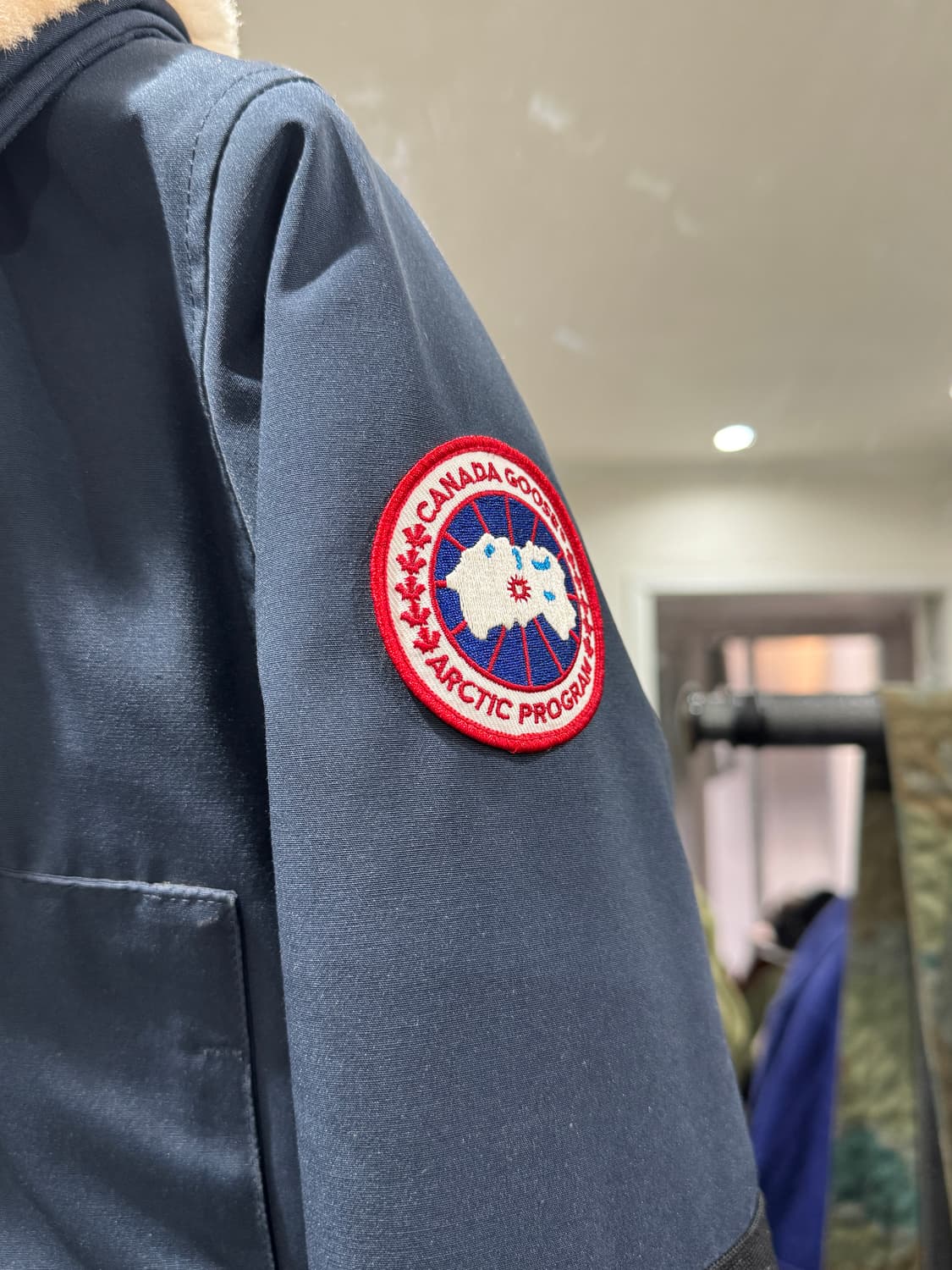 캐나다구스 매키너 퓨전핏 잉크블루 S 상품이미지3