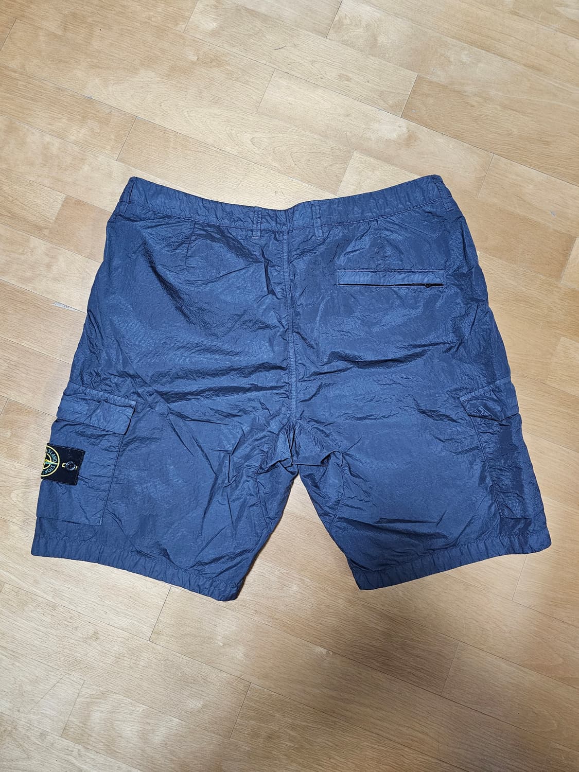 [36] 20SS 스톤아일랜드 시어서커 카고 버뮤다 쇼츠 상품이미지3