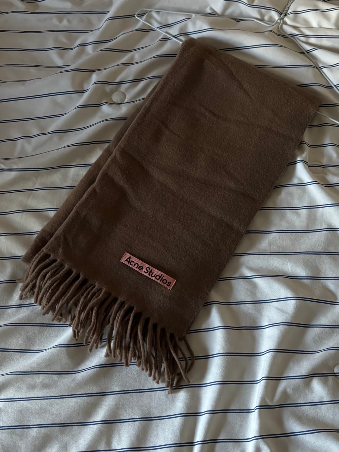 아크네스튜디오 머플러 (캐러멜브라운) 상품이미지1