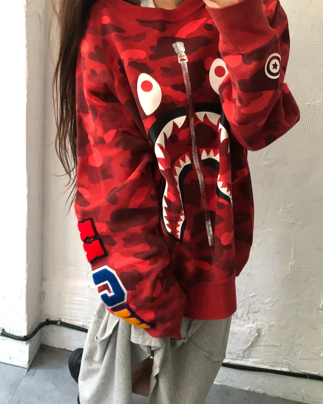 Bape 베이프 레드 카모 샤크 크루넥 맨투맨 상품이미지1