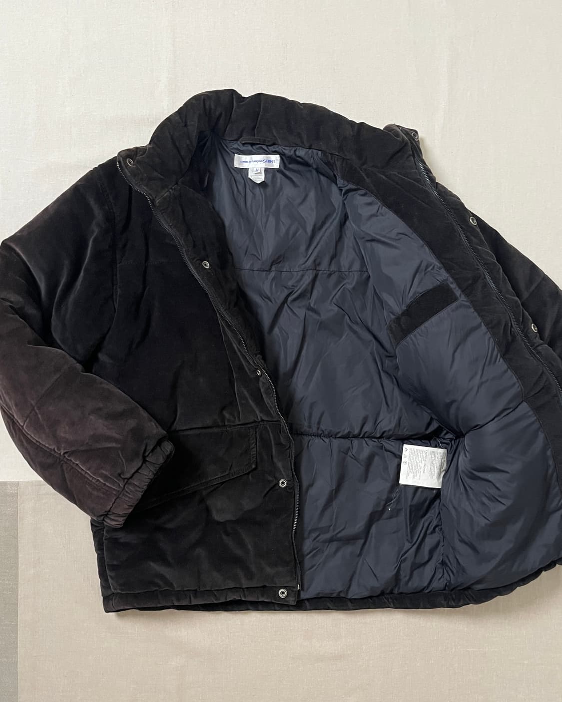 꼼데가르송 벨루어 푸퍼자켓 comme des garcons 패딩 상품이미지6