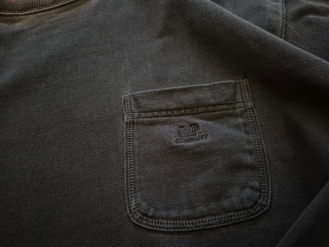 90s C.P COMPANY faded sweat shirts 상품이미지2